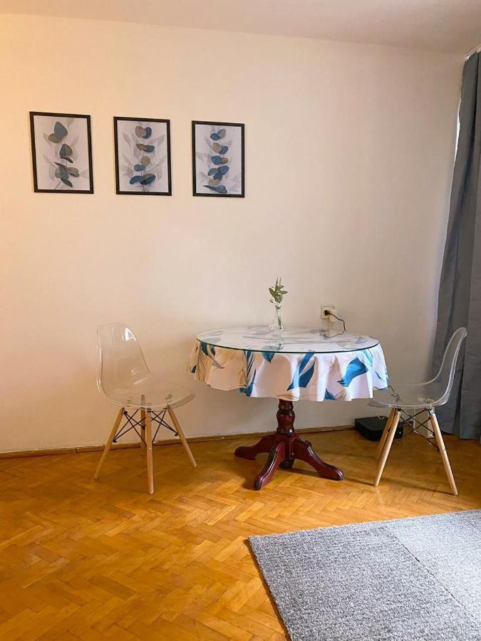 Twarda 66 Pokoje W Centrum Warszawy Varsovia Exterior foto